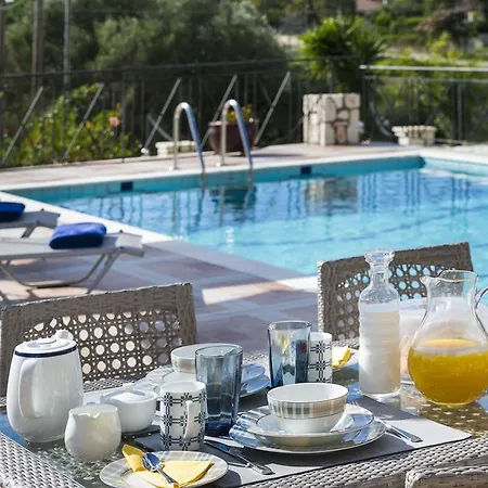 Sarlata Spacious